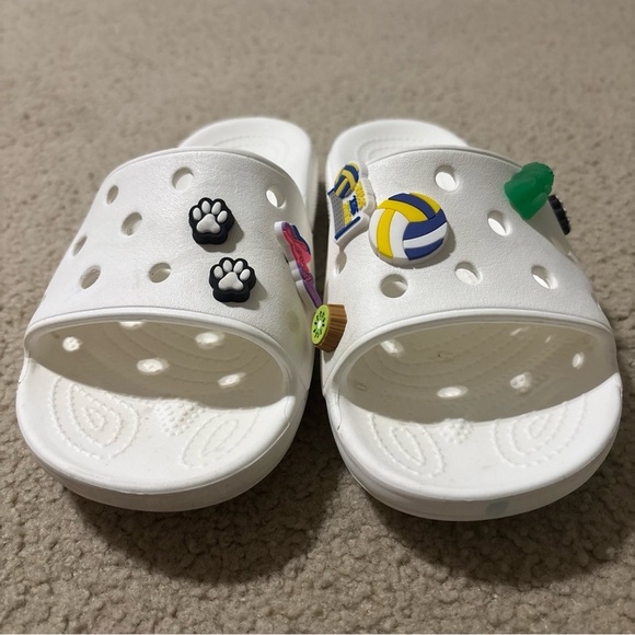 Crocs Unisex Women’s 6 Men’s 4 Classic Slide Sandals White Snow 206121-100 - Picture 3 of 11